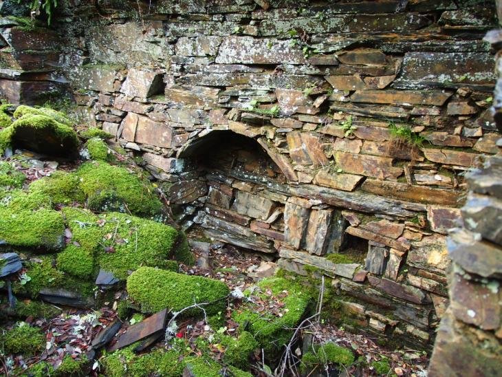 Cueva del Cardenal Un Destino Histórico y Natural en Las Hurdes